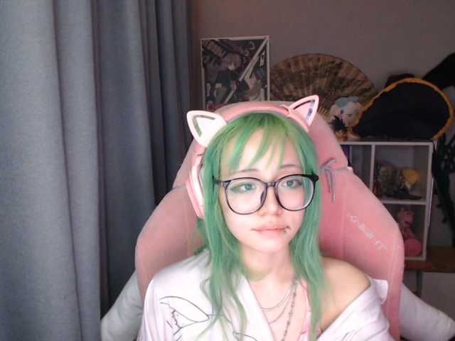 GertieCoach live cam on BongaCams