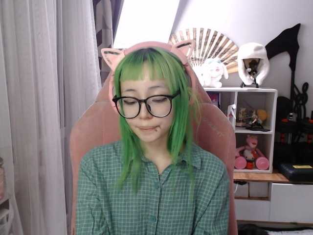 GertieCoach live webcam show
