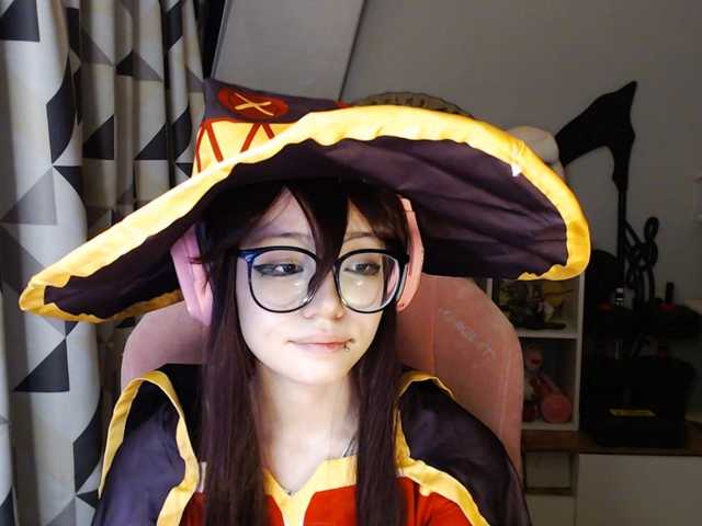 GertieCoach live cam on BongaCams