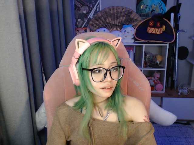 GertieCoach live cam on BongaCams