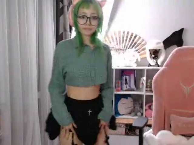 GertieCoach live cam on BongaCams