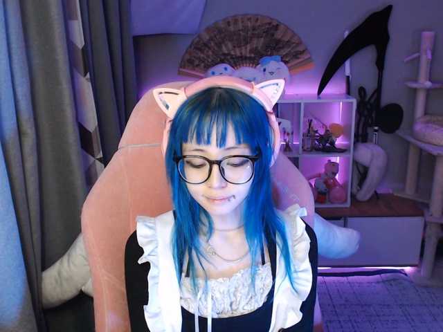 GertieCoach live cam on BongaCams