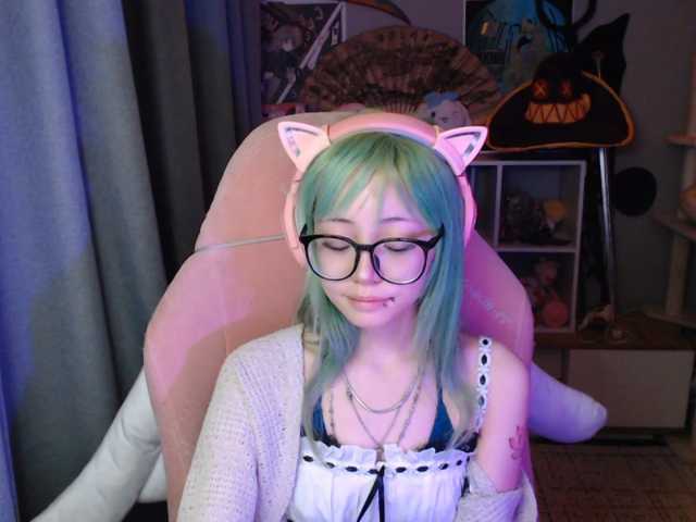GertieCoach live cam on BongaCams
