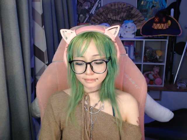 GertieCoach live cam on BongaCams