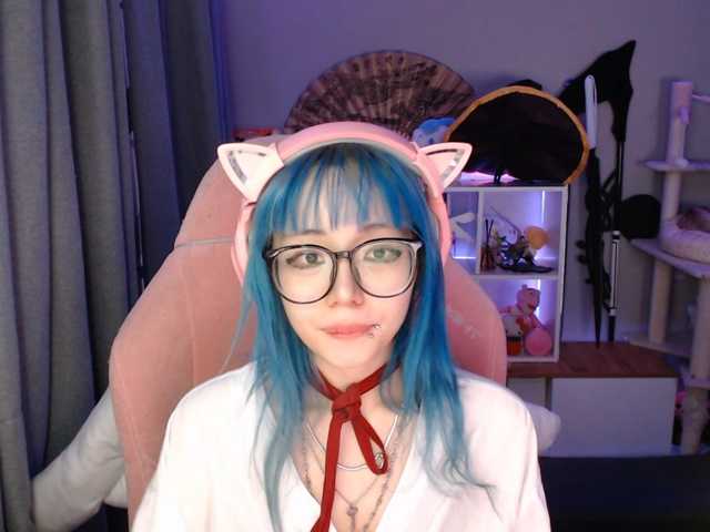 GertieCoach live cam on BongaCams