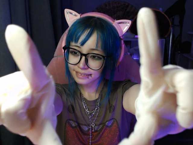 GertieCoach live cam on BongaCams