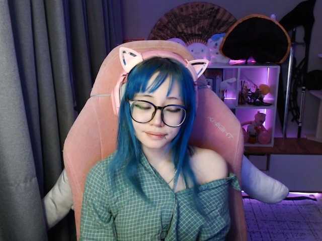 GertieCoach live cam on BongaCams