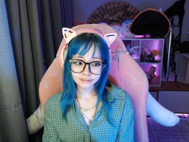 GertieCoach live cam on BongaCams