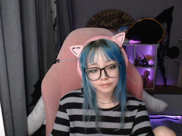 GertieCoach live cam on BongaCams