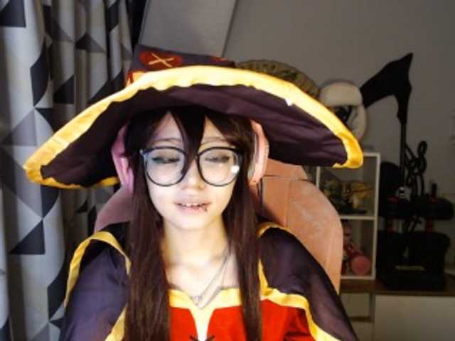 GertieCoach live cam on BongaCams