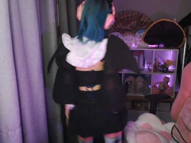 GertieCoach live cam on BongaCams