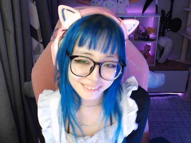 GertieCoach live cam on BongaCams
