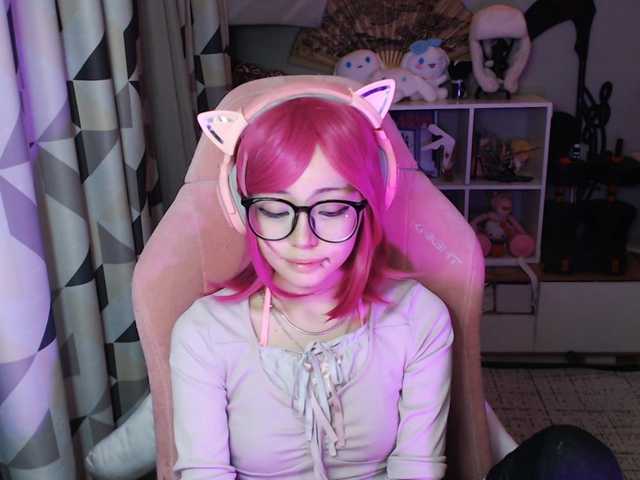GertieCoach live cam on BongaCams