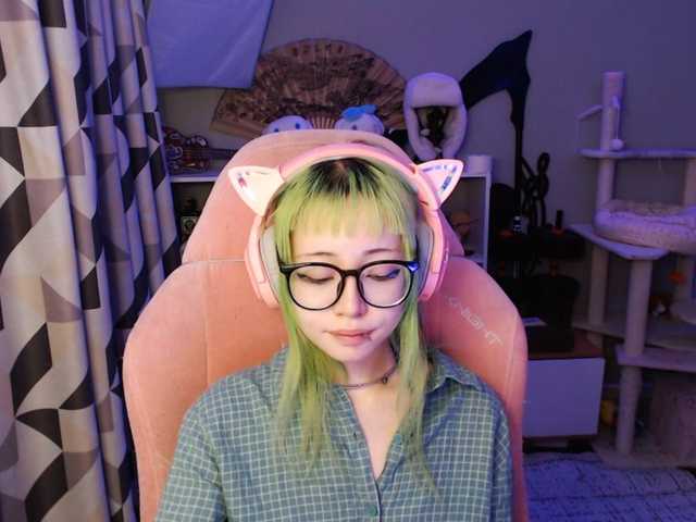GertieCoach live cam on BongaCams