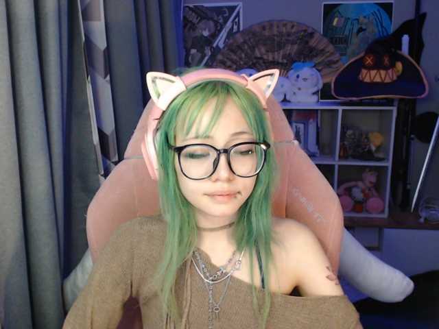 GertieCoach live cam on BongaCams
