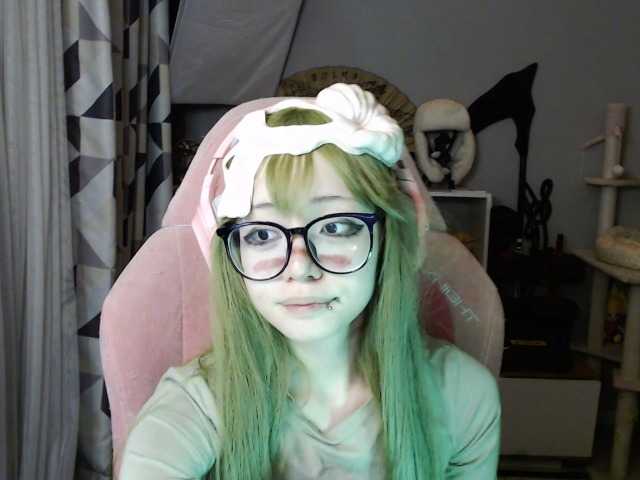 GertieCoach live cam on BongaCams