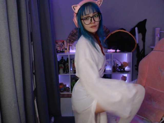 GertieCoach live cam on BongaCams