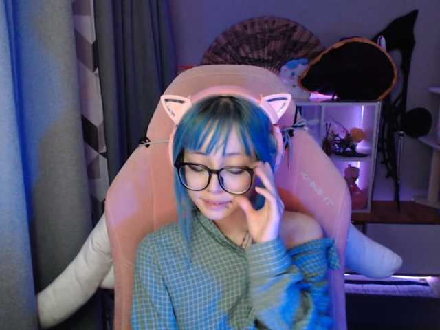 GertieCoach live cam on BongaCams