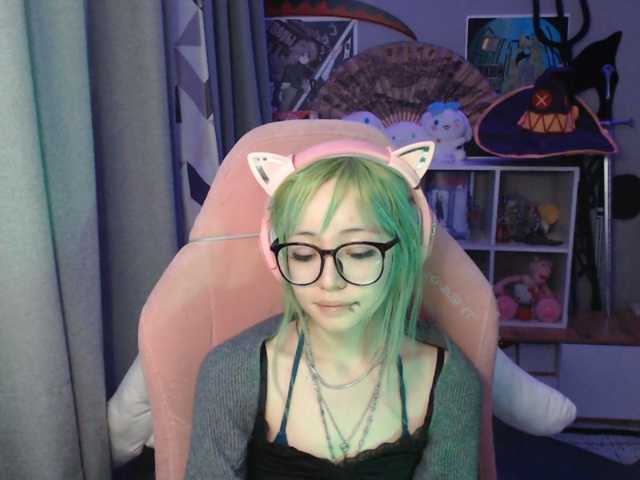 GertieCoach live cam on BongaCams