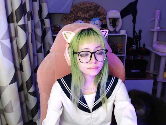 GertieCoach live cam on BongaCams