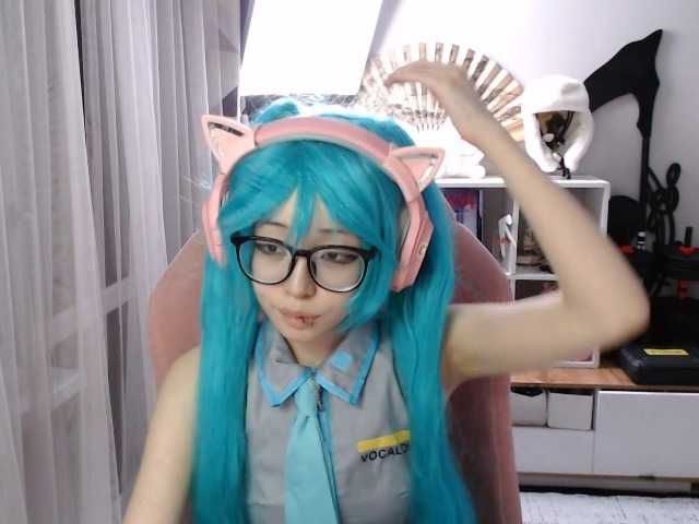 GertieCoach live cam on BongaCams