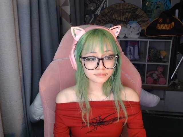 GertieCoach live cam on BongaCams