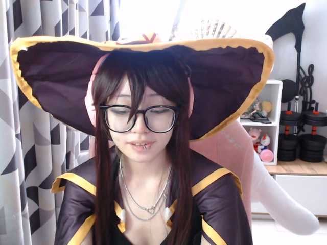 GertieCoach live cam on BongaCams