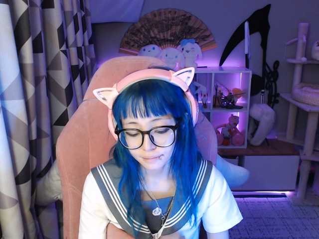 GertieCoach live cam on BongaCams