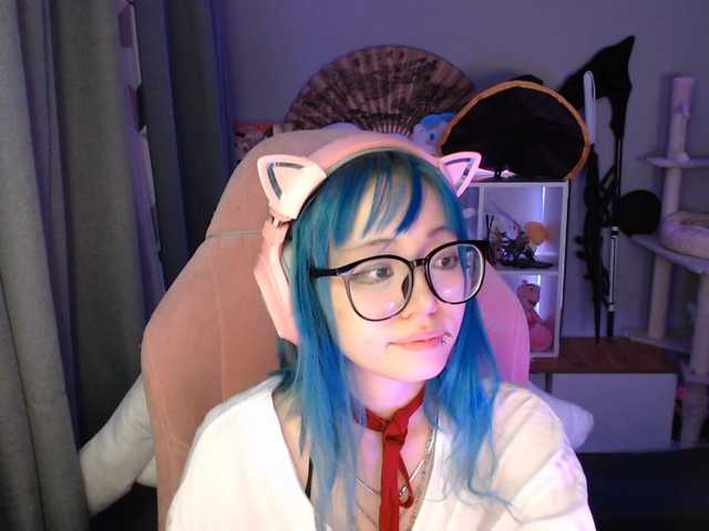GertieCoach live cam on BongaCams