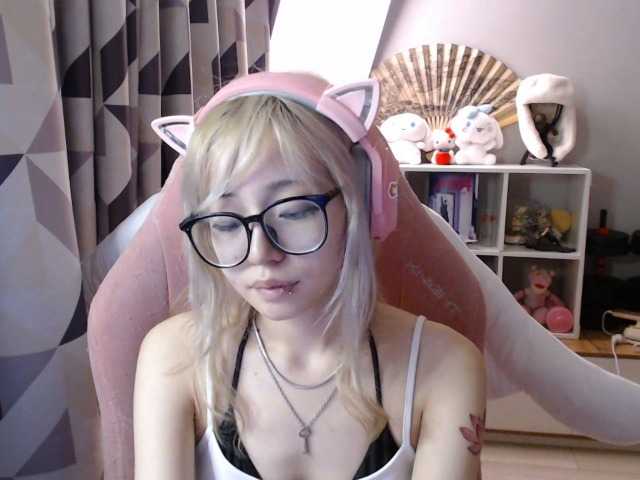 GertieCoach live cam on BongaCams