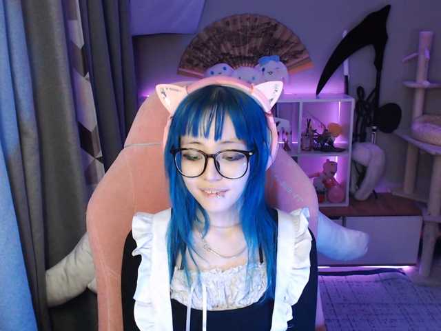 GertieCoach live cam on BongaCams