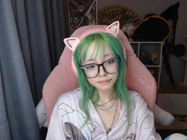GertieCoach live cam on BongaCams