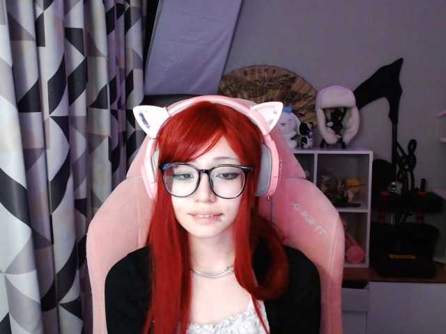 GertieCoach live cam on BongaCams