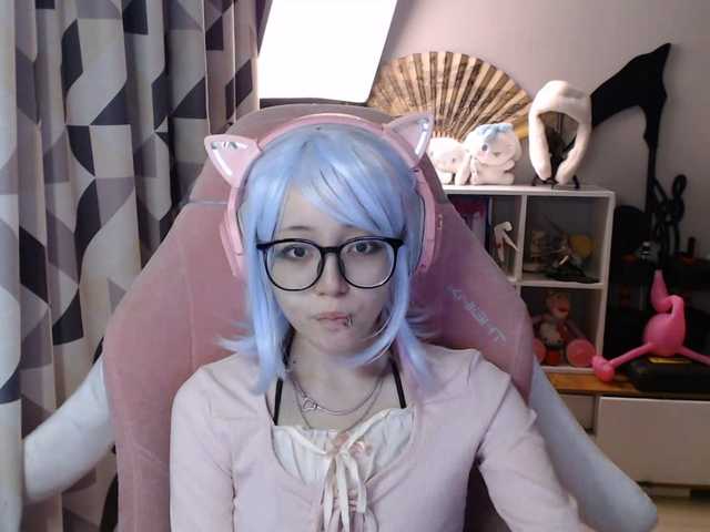 GertieCoach live cam on BongaCams
