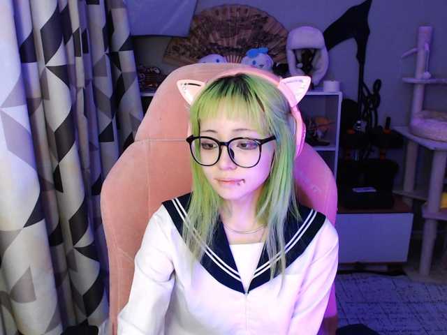 GertieCoach live cam on BongaCams