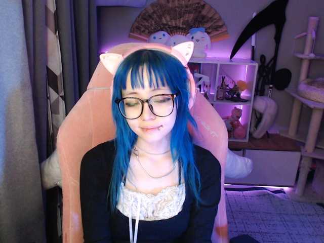GertieCoach live cam on BongaCams