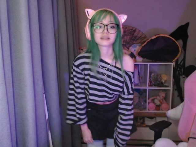 GertieCoach live cam on BongaCams
