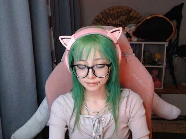 GertieCoach live cam on BongaCams