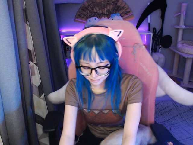 GertieCoach live cam on BongaCams