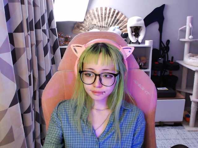 GertieCoach live cam on BongaCams
