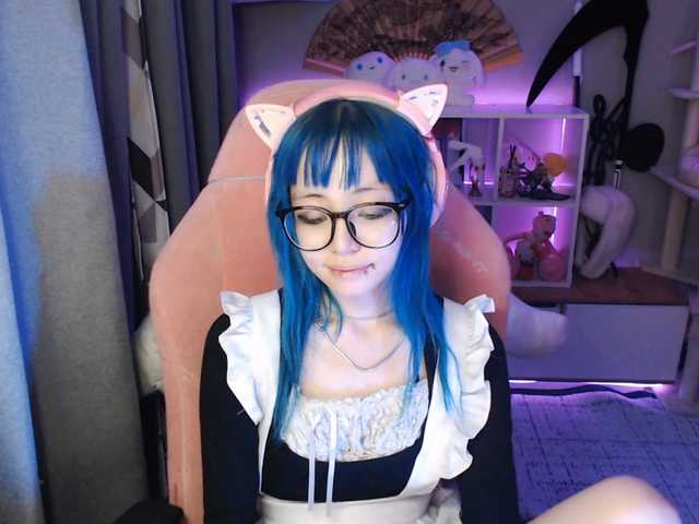 GertieCoach live cam on BongaCams