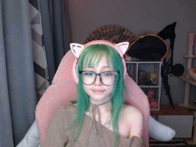 GertieCoach live cam on BongaCams
