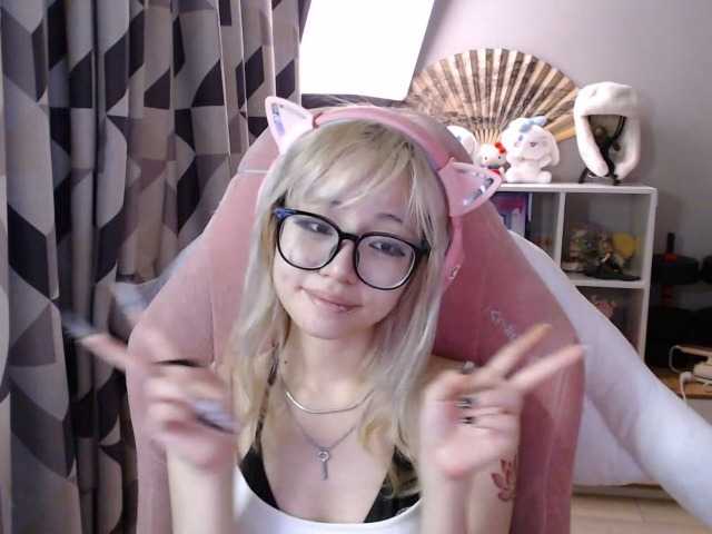 GertieCoach live cam on BongaCams
