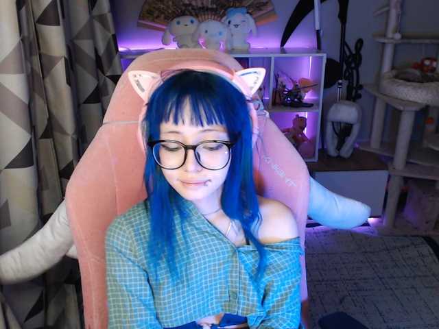 GertieCoach live cam on BongaCams