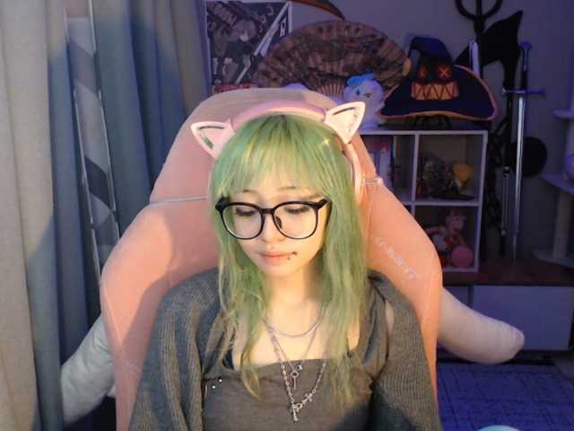 GertieCoach live cam on BongaCams
