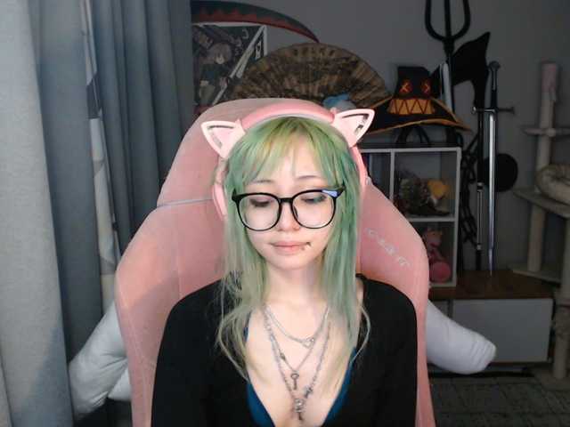 GertieCoach live cam on BongaCams