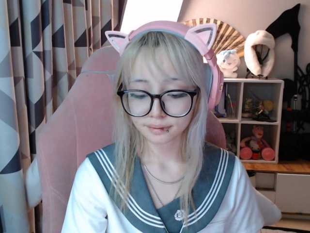 GertieCoach live cam on BongaCams