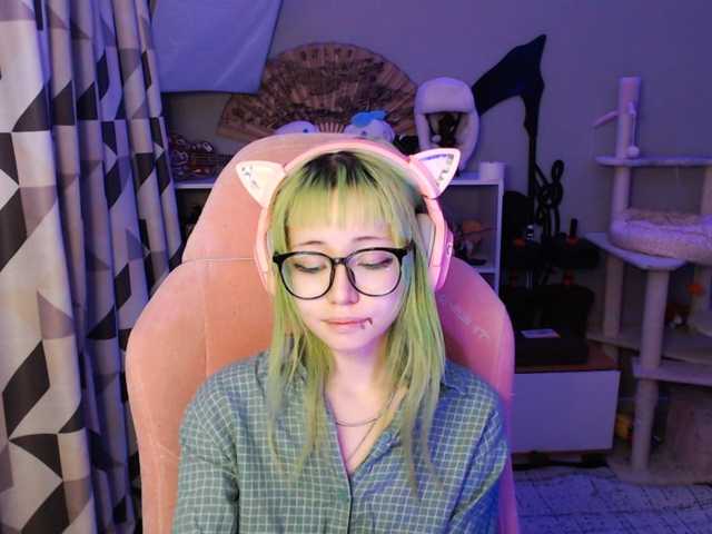 GertieCoach live cam on BongaCams