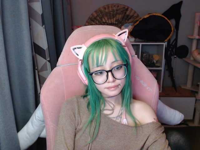 GertieCoach live cam on BongaCams