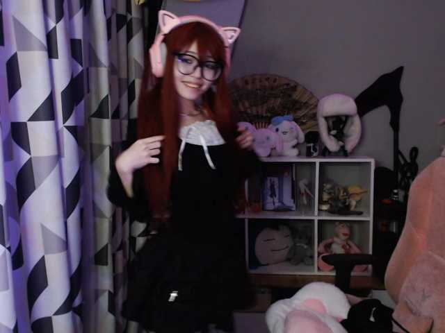 GertieCoach live cam on BongaCams